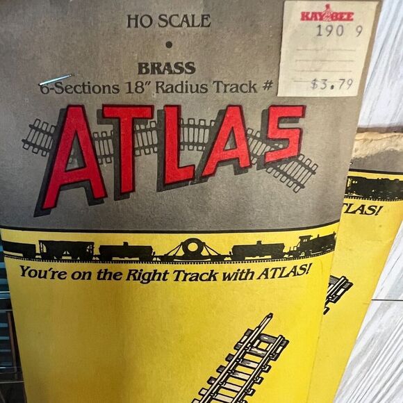 Train Track HO Atlas Brass #2 Turnout, 72" Picket Fence, 18" Radius Track Tunnel - Picture 4 of 9